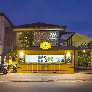  Hostel M Boutique Indonesia